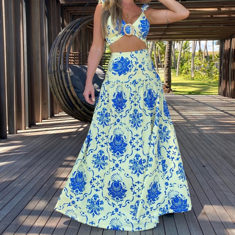 IT VOGUE BOUTIQUE two piece Taiba set